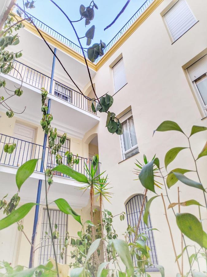Cuarta Revuelta Alquiler Lägenhet Sevilla Exteriör bild